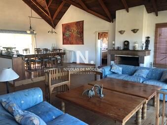 https://web5.gallito.com.uy/impecable-casa-sobre-gan-superficie-de-terreno-inmuebles-25437937