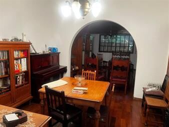 https://www.gallito.com.uy/casa-en-pocitos-impecable-acepta-banco-inmuebles-26802150