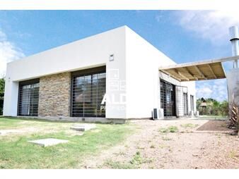 https://www.gallito.com.uy/casa-en-san-francisco-itamambuca-ii-ref-ca200930-inmuebles-20296646