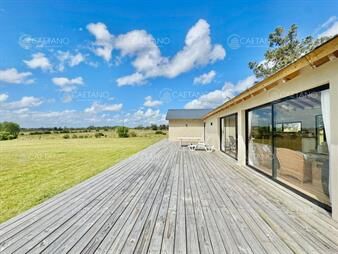https://www.gallito.com.uy/chacra-en-ruta-104-de-5-hectareas-con-moderna-casa-inmuebles-26168612