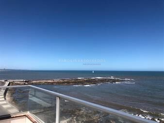https://web5.gallito.com.uy/muy-lindo-pent-house-increible-vista-inmuebles-19136883