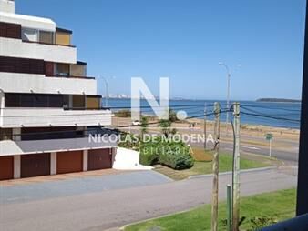 https://web5.gallito.com.uy/apartamento-en-primera-linea-playa-mansa-inmuebles-25036055