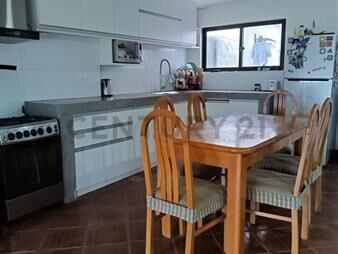 https://www.gallito.com.uy/neptunia-con-fondo-al-arroyo3-dor-2-baños-965m2-inmuebles-26844457