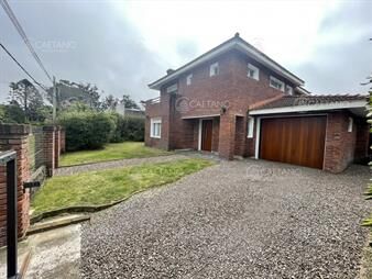 https://www.gallito.com.uy/alquiler-casa-3-dormitorios-pinares-punta-del-este-inmuebles-20507356