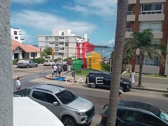 https://web5.gallito.com.uy/impecable-apartamento-tradicional-de-peninsula-inmuebles-23265273