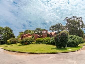 https://web5.gallito.com.uy/venta-casa-en-punta-del-este-mansa-inmuebles-26845418