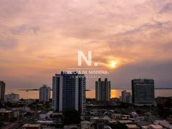 https://web5.gallito.com.uy/dos-dormitorios-con-tres-baños-luminoso-en-torre-onix-inmuebles-26865129