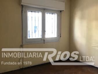 https://web5.gallito.com.uy/a-dos-cuadras-del-shopping-y-a-dos-cuadras-de-br-artigas-inmuebles-26869132