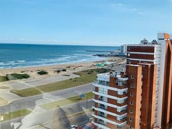 https://web5.gallito.com.uy/apartamento-de-3-dormitorios-en-torres-del-plata-ii-punta-inmuebles-18631317