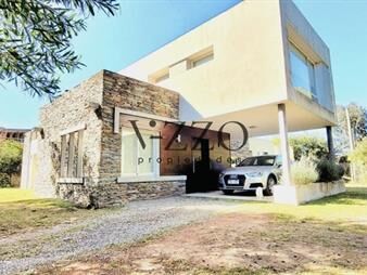 https://web5.gallito.com.uy/casa-en-punta-del-este-marly-inmuebles-26620446