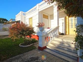 https://web5.gallito.com.uy/venta-de-casa-4-dormitorios-y-garaje-paso-molino-inmuebles-26004922