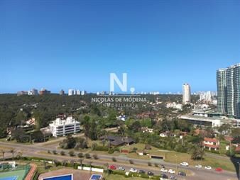 https://web5.gallito.com.uy/complejo-lincoln-center-apartamento-sobre-playa-mansa-en-inmuebles-24988239