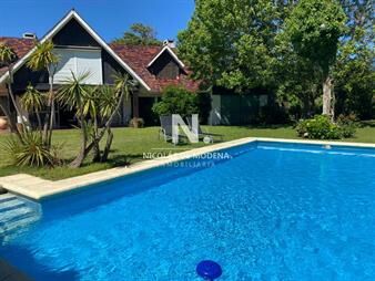 https://web5.gallito.com.uy/casa-de-4-dormitorios-en-playa-mansa-punta-del-este-inmuebles-26494466