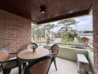 https://web5.gallito.com.uy/apartamento-reciclado-en-edifico-helios-punta-del-este-inmuebles-26278981