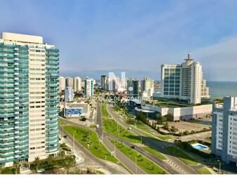 https://web5.gallito.com.uy/venta-de-apartamento-3-dormitorios-en-playa-mansa-punta-de-inmuebles-25036541