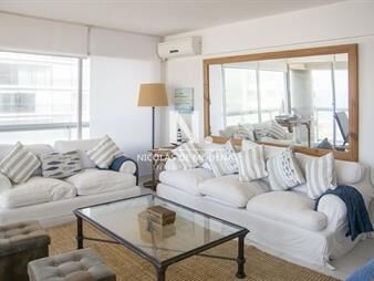 https://web5.gallito.com.uy/apartamento-en-venta-de-2-dormitorios-en-peninsula-punta-inmuebles-25033732