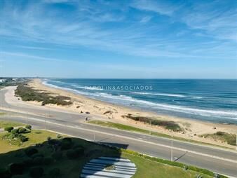https://web5.gallito.com.uy/apartamento-en-venta-de-3-dormitorios-en-torre-delfin-pun-inmuebles-25683496