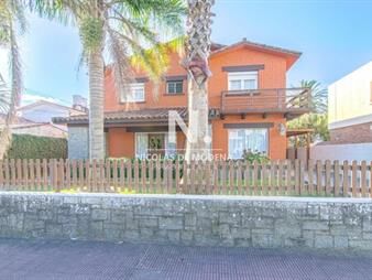 https://web5.gallito.com.uy/hermosa-casa-en-venta-en-zona-de-la-penã­nsula-inmuebles-26923676