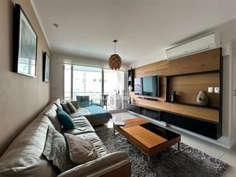 https://web5.gallito.com.uy/apartamento-en-venta-de-2-dormitorios-en-brava-punta-del-es-inmuebles-25054643