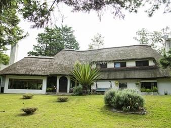 https://web5.gallito.com.uy/casa-en-venta-de-3-dormitorios-en-golf-punta-del-este-inmuebles-20059715