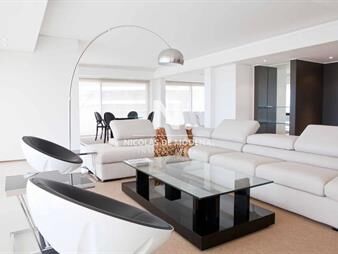 https://web5.gallito.com.uy/espectacular-apartamento-en-edificio-de-categoria-en-playa-inmuebles-25035101