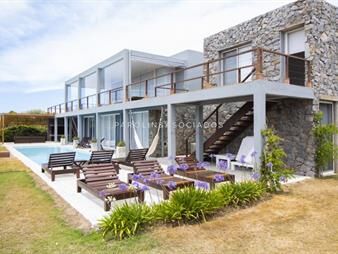 https://web5.gallito.com.uy/casa-en-venta-de-4-dormitorios-en-club-de-mar-josã©-ignaci-inmuebles-26935026