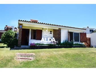 https://web5.gallito.com.uy/casa-en-punta-colorada-mi-mar-ref-ca200836-inmuebles-20252239