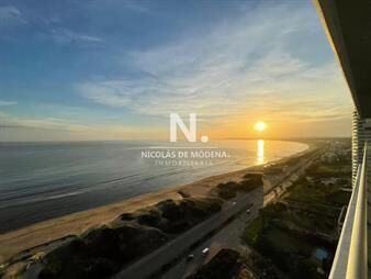 https://web5.gallito.com.uy/apartamento-c-en-venta-en-venetian-luxury-residences-frente-inmuebles-24062223