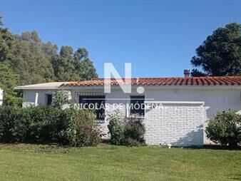 https://www.gallito.com.uy/vende-chacra-amplio-con-casa-de-3-dormitorios-en-camino-de-inmuebles-25482100