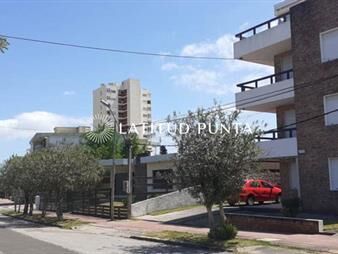 https://web5.gallito.com.uy/piriapolis-apartamento-de-dos-dormitorios-a-100-mts-del-ma-inmuebles-24037483