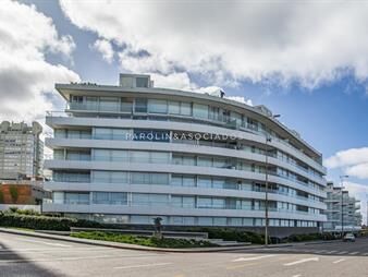 https://web5.gallito.com.uy/apartamento-en-venta-de-3-dormitorios-en-edificio-calypso-inmuebles-22805741