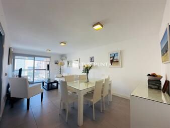 https://web5.gallito.com.uy/apartamento-en-mansa-2-dormitorios-y-parrillero-inmuebles-26945711