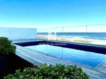 https://web5.gallito.com.uy/exclusivo-penthouse-con-piscina-privada-en-venta-frente-a-inmuebles-24744512
