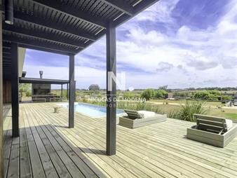 https://web5.gallito.com.uy/impecable-casa-en-venta-comoda-e-iluminada-inmuebles-25042230