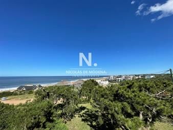 https://web5.gallito.com.uy/en-venta-casa-frente-al-mar-de-3-dormitorios-en-el-chorro-inmuebles-25603958