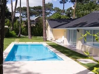 https://www.gallito.com.uy/casa-en-la-mansa-inmuebles-26063047
