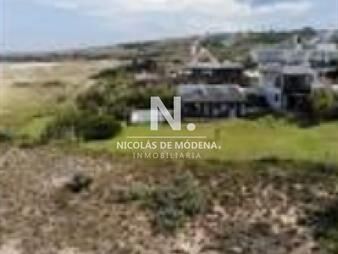 https://web5.gallito.com.uy/exclusiva-casa-en-las-grutas-punta-ballena-inmuebles-24987308