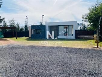 https://web5.gallito.com.uy/casa-en-venta-en-barrio-privado-inmuebles-25034995