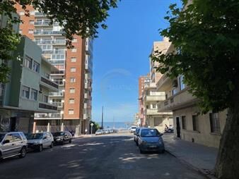 https://web5.gallito.com.uy/casatroja-venta-apto-1-dormitorio-palermo-inmuebles-18688238