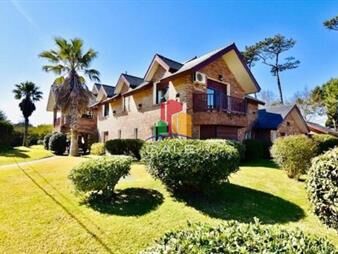https://web5.gallito.com.uy/excelente-mansiã³n-a-50-mts-de-la-mejor-zona-de-la-playa-m-inmuebles-21962921