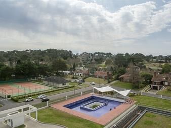 https://web5.gallito.com.uy/departamento-de-2-dormitorios-en-venta-punta-del-este-inmuebles-22909138