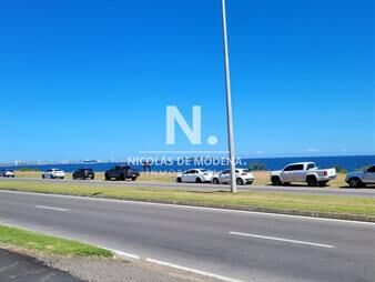 https://web5.gallito.com.uy/vende-apartamento-de-3-dormitorios-en-pinares-punta-del-est-inmuebles-25246554