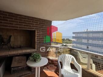 https://web5.gallito.com.uy/venta-de-apartamento-playa-mansa-inmuebles-26968471