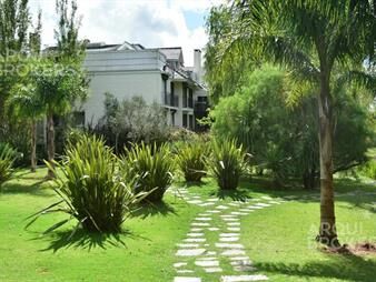 https://www.gallito.com.uy/apartamento-penthouse-de-dos-dormitorios-en-venta-en-haras-inmuebles-24108709