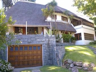 https://web5.gallito.com.uy/espectacular-casa-en-venta-en-punta-del-este-inmuebles-23536252