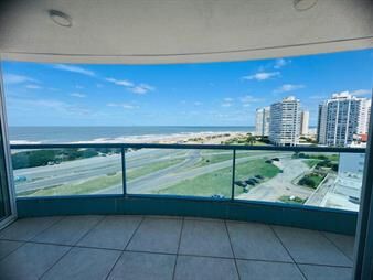https://web5.gallito.com.uy/apartamento-de-3-dormitorios-en-venta-en-torre-nueva-york-inmuebles-22989083