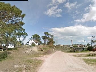https://web5.gallito.com.uy/venta-terreno-punta-del-diablo-bv-san-miguel-proximo-a-inmuebles-24137453