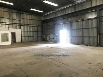 https://www.gallito.com.uy/venta-local-industrial-y-apartamentos-galpon-renta-inmuebles-26033133