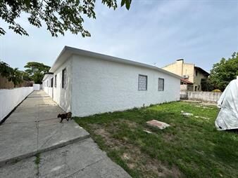 https://www.gallito.com.uy/atencion-inversores-padron-con-8-apartamentos-usd-350000-inmuebles-27002980