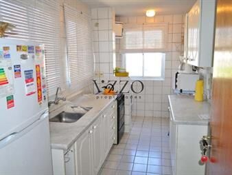 https://web5.gallito.com.uy/apartamento-a-pasos-de-playa-mansa-inmuebles-27003743